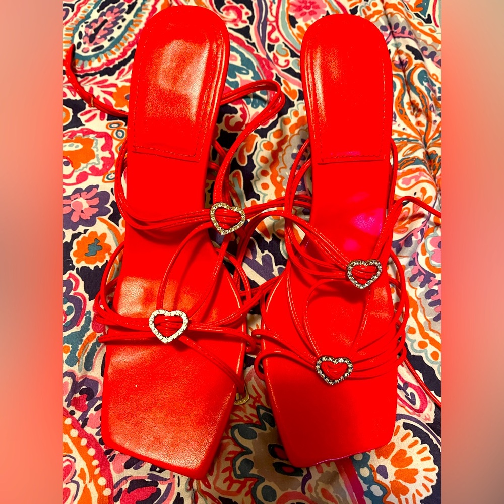 Brand New Miss Lola shoes